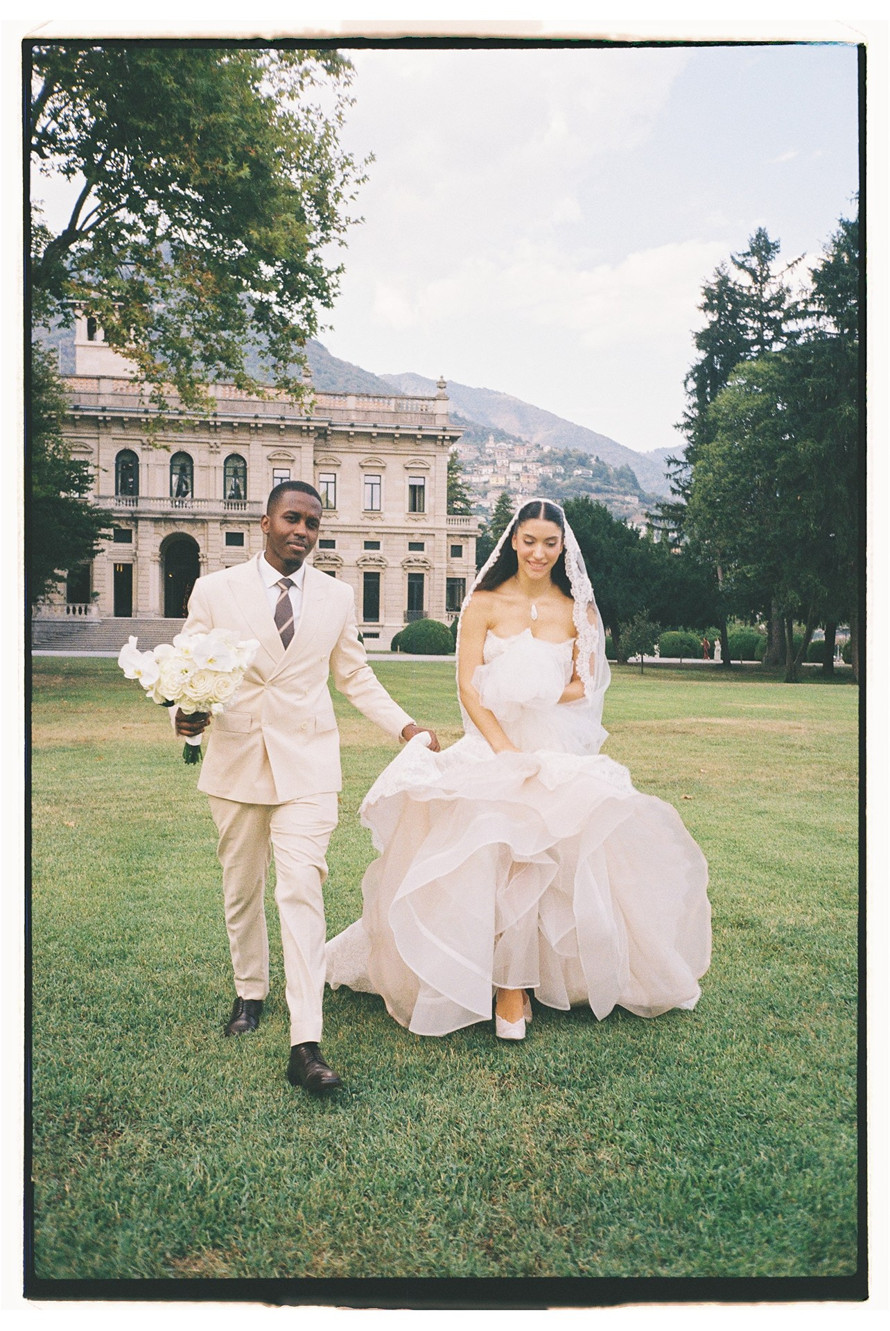 Wedding photography 2027. Wedding photographer in Europe. Italy, Lake Como. Aesthetic elegant story-telling