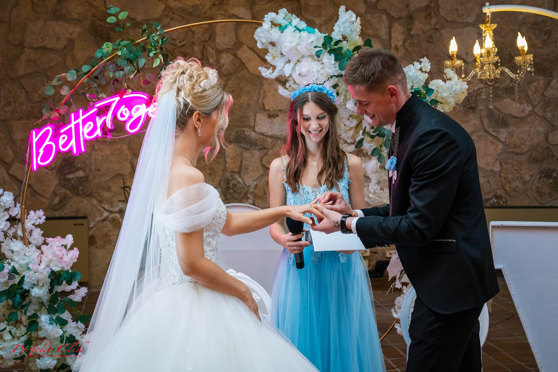 Servicios. Fotografia y video profesional en toda España. Mi nombre es Catalin, y tu historia es mi inspiración