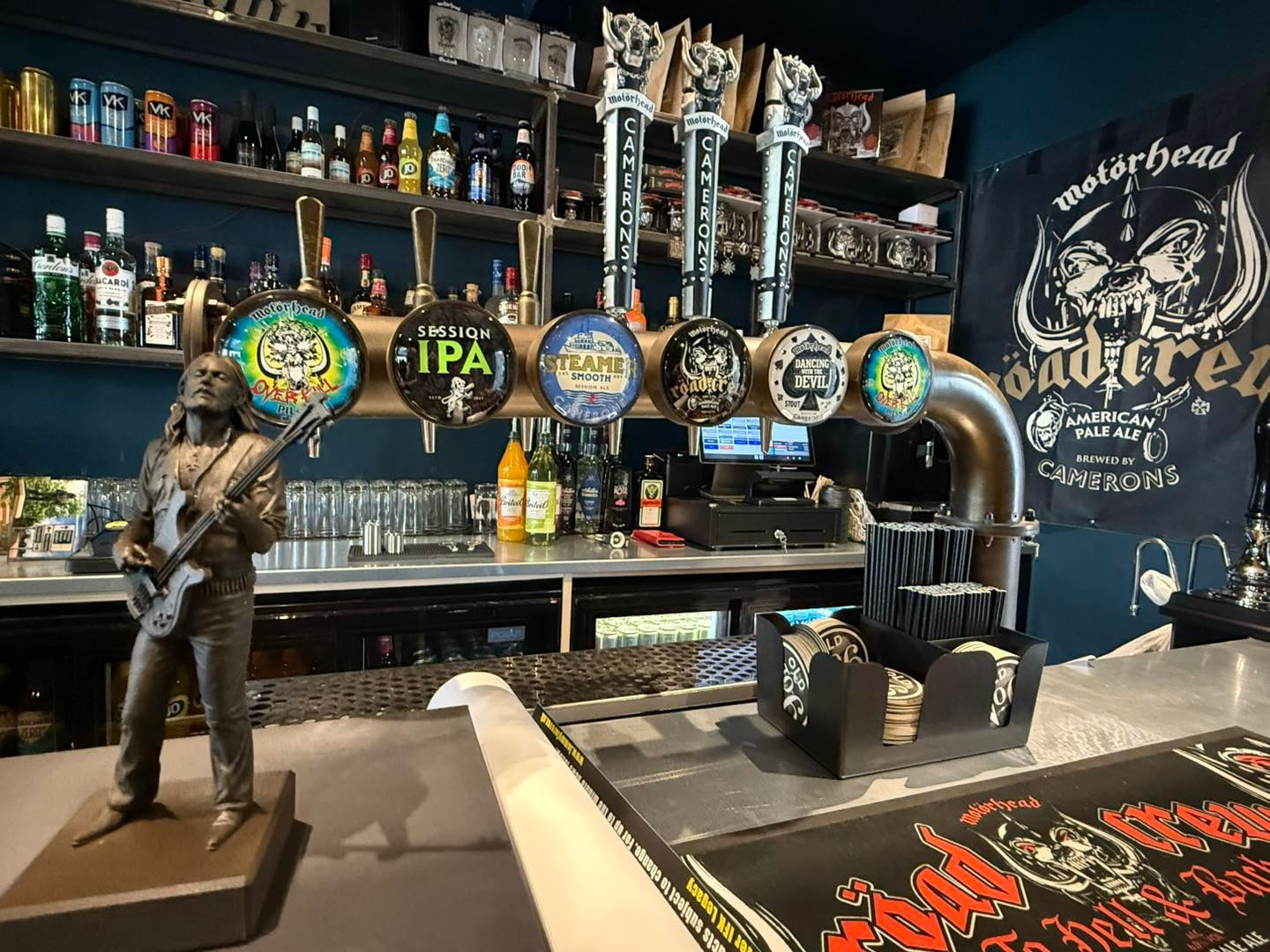 Abre en Burslem el museo de Motörhead con bar y 'Lemmy Lemonade' | FOTKAI