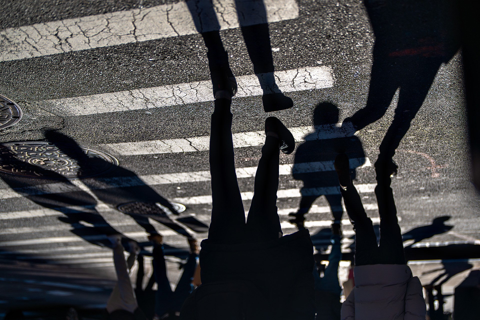 Best Street Photographer in New York City — Candid NYC Moments Captured by Emin Kuliyev. Emin Kuliyev — Award-Winning Wedding Photojournalist NYC & USA | Best Wedding Photographer Known for Candid, Timeless Moments