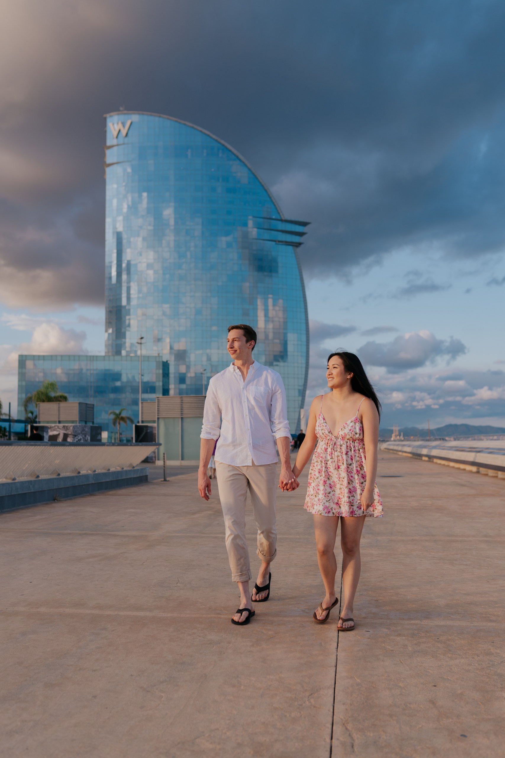 Barceloneta — The Ultimate Beach Escape in Barcelona. DiaFoto — Wow Photographer in Barcelona | Premium Barcelona Photoshoot Experience