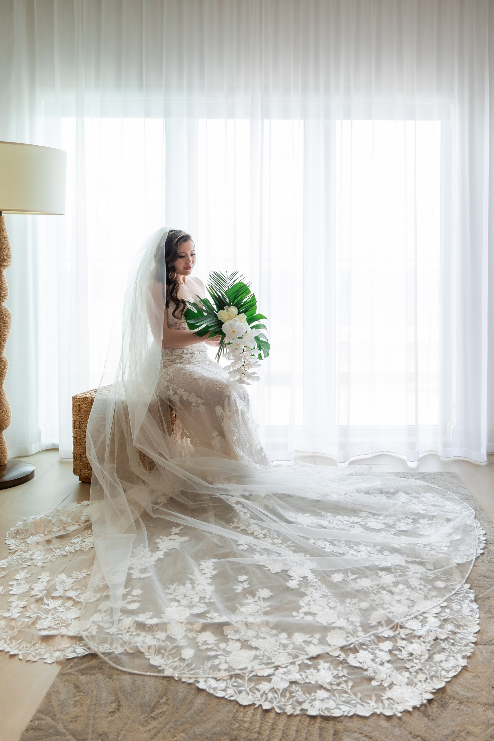 Alyssa and Daniel, The Palms Hotel, Miami. Wedding Photo & Video