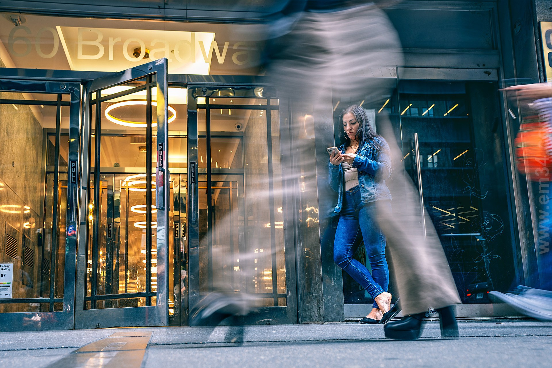 Best Street Photographer in New York City — Candid NYC Moments Captured by Emin Kuliyev. Emin Kuliyev — Award-Winning Wedding Photojournalist NYC & USA | Best Wedding Photographer Known for Candid, Timeless Moments