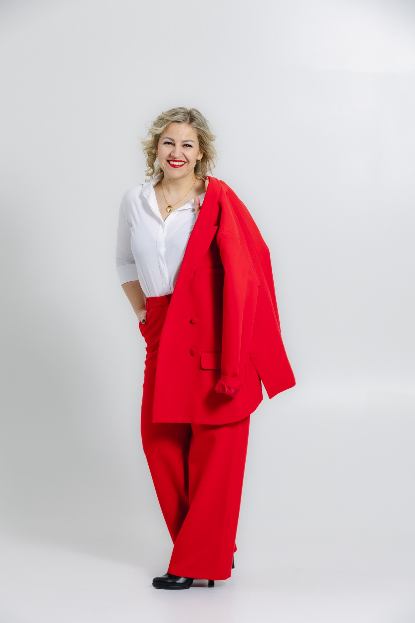 Līga Baha. Fotogrāfs — individuālās, ģimeņu, pāru fotosesijas Liepājā, Latvijā