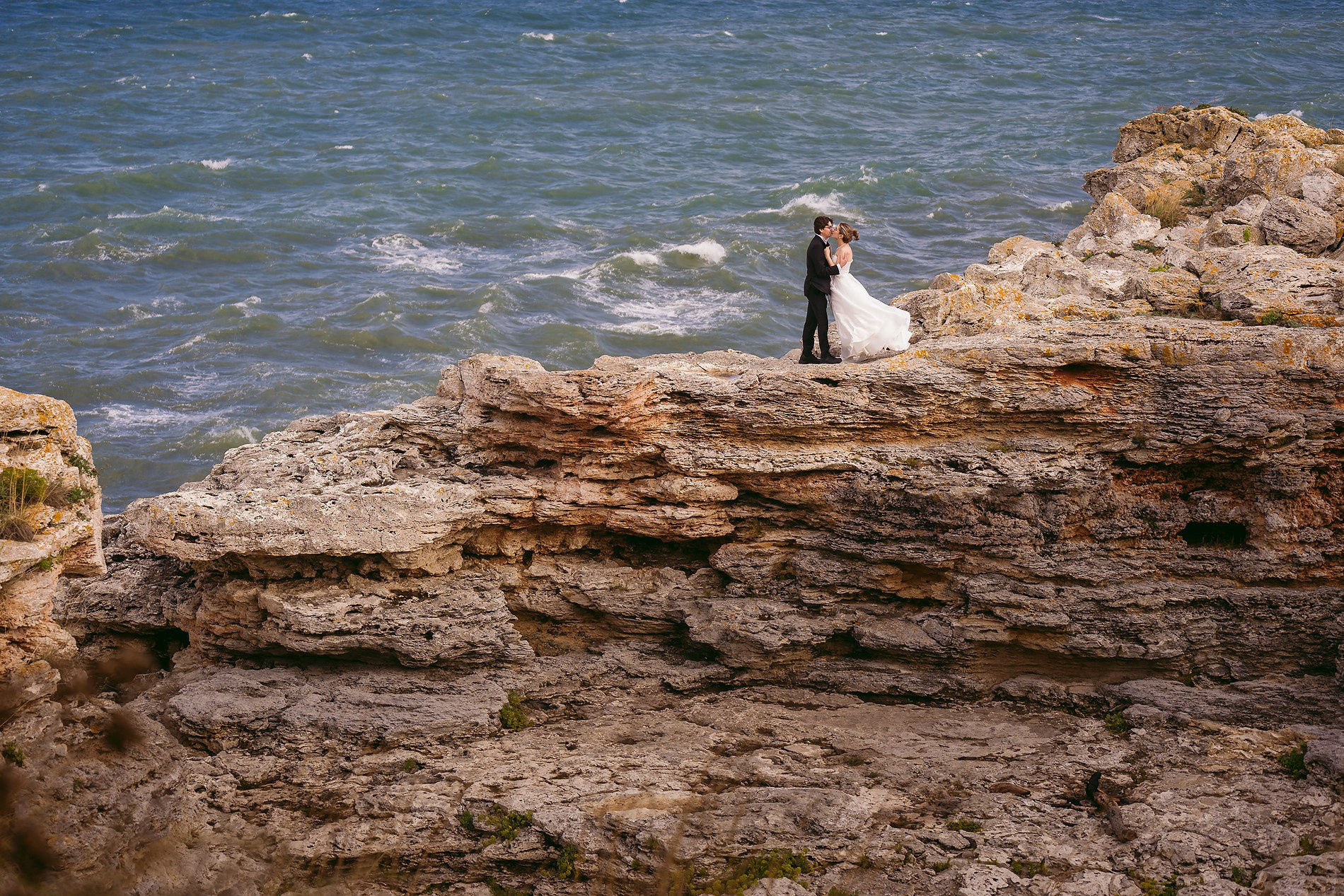 Iuliana & Dragos. Fotograf nunta Constanta