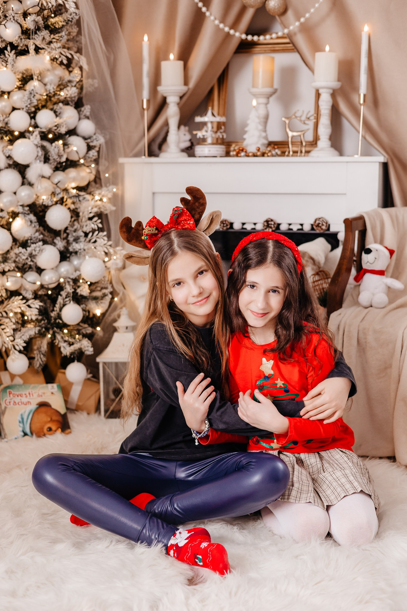 Ședințe Foto Crăciun 2025 Piatra Neamț | Fotografii de Sărbători | FotoACTIV. Fotograf Profesionist Piatra Neamț, Roman, Târgu Neamț, Bicaz, Neamț | Studio, Nuntă, Botez, Eveniment | FotoACTIV