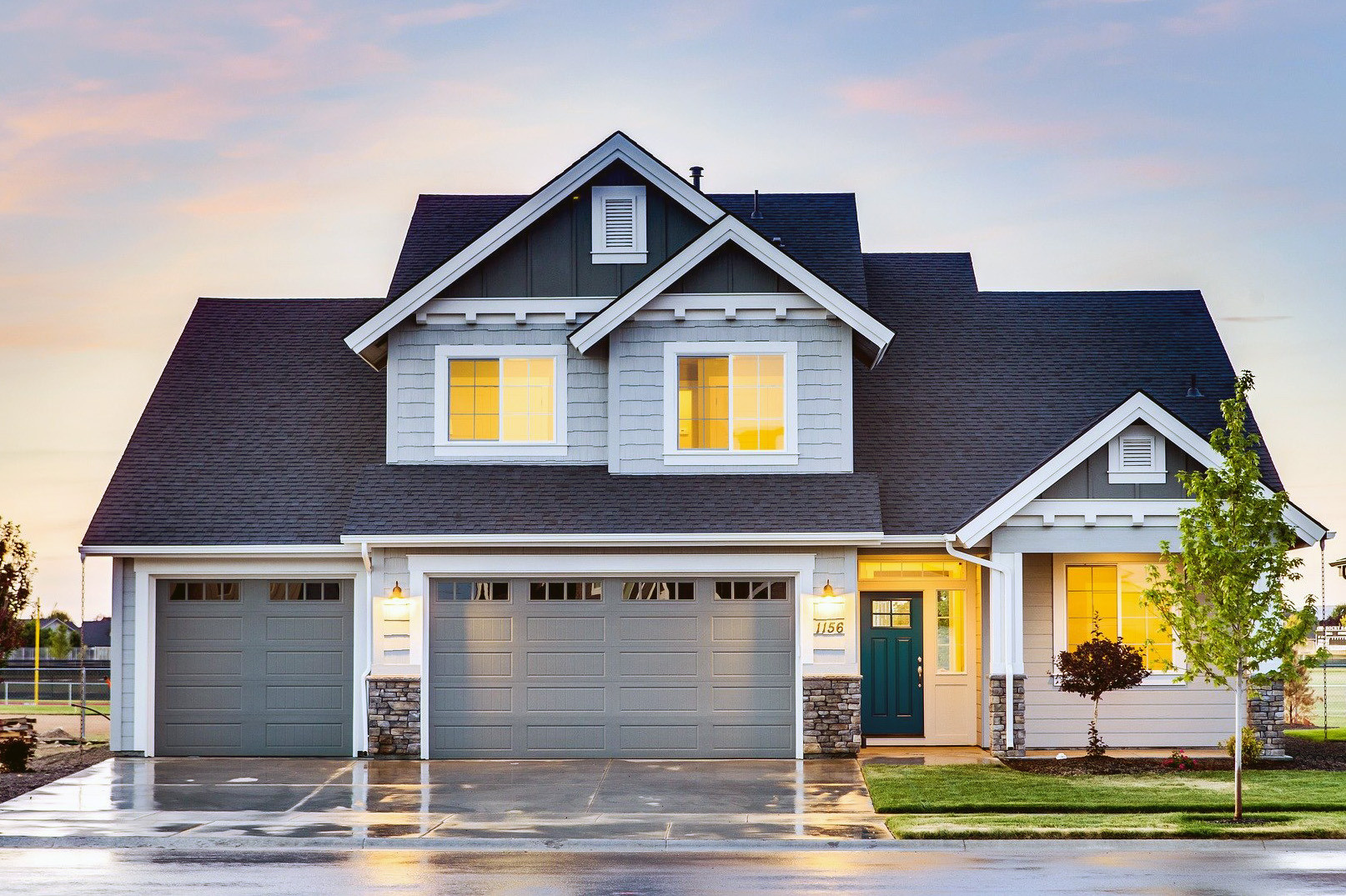 Service. LUKIN IGOR Photography