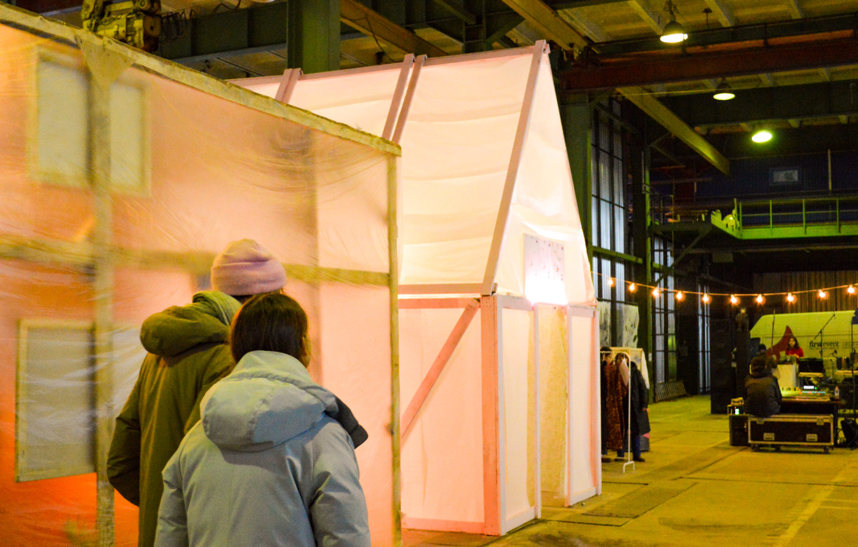 Санкт-Догвилльбург, 7-я независимая ярмарка. Алина Кугуш