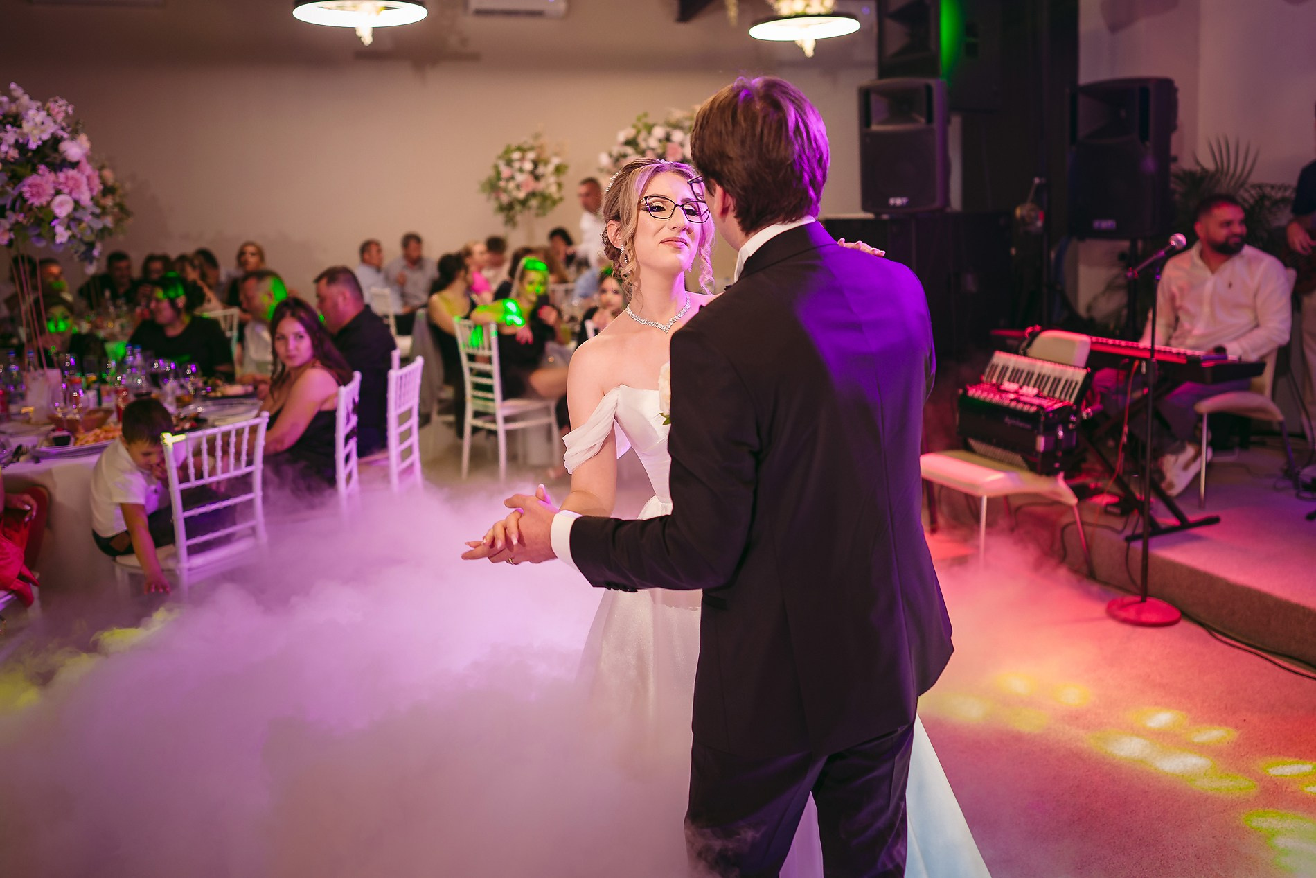 Iuliana & Dragos. Fotograf nunta Constanta