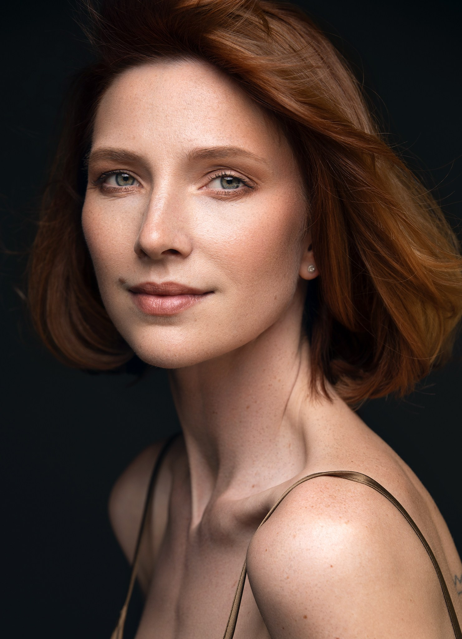 Women and maternity photographer in Brussels, Belgium