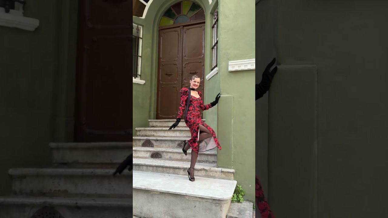 Съёмка видео в Стамбуле. Wedding, family and lifestyle photographer Anatoly. Photo sessions on rooftops with seagulls. Istanbul