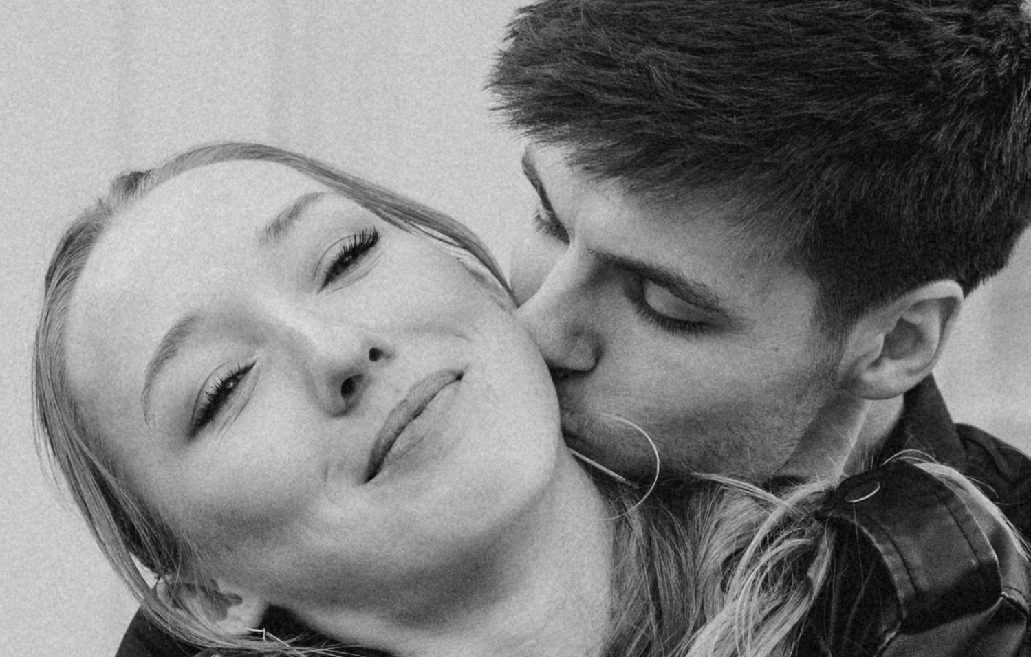 Romantic engagement couple kissing at sunset during their engagement session in New Jersey area photographer 