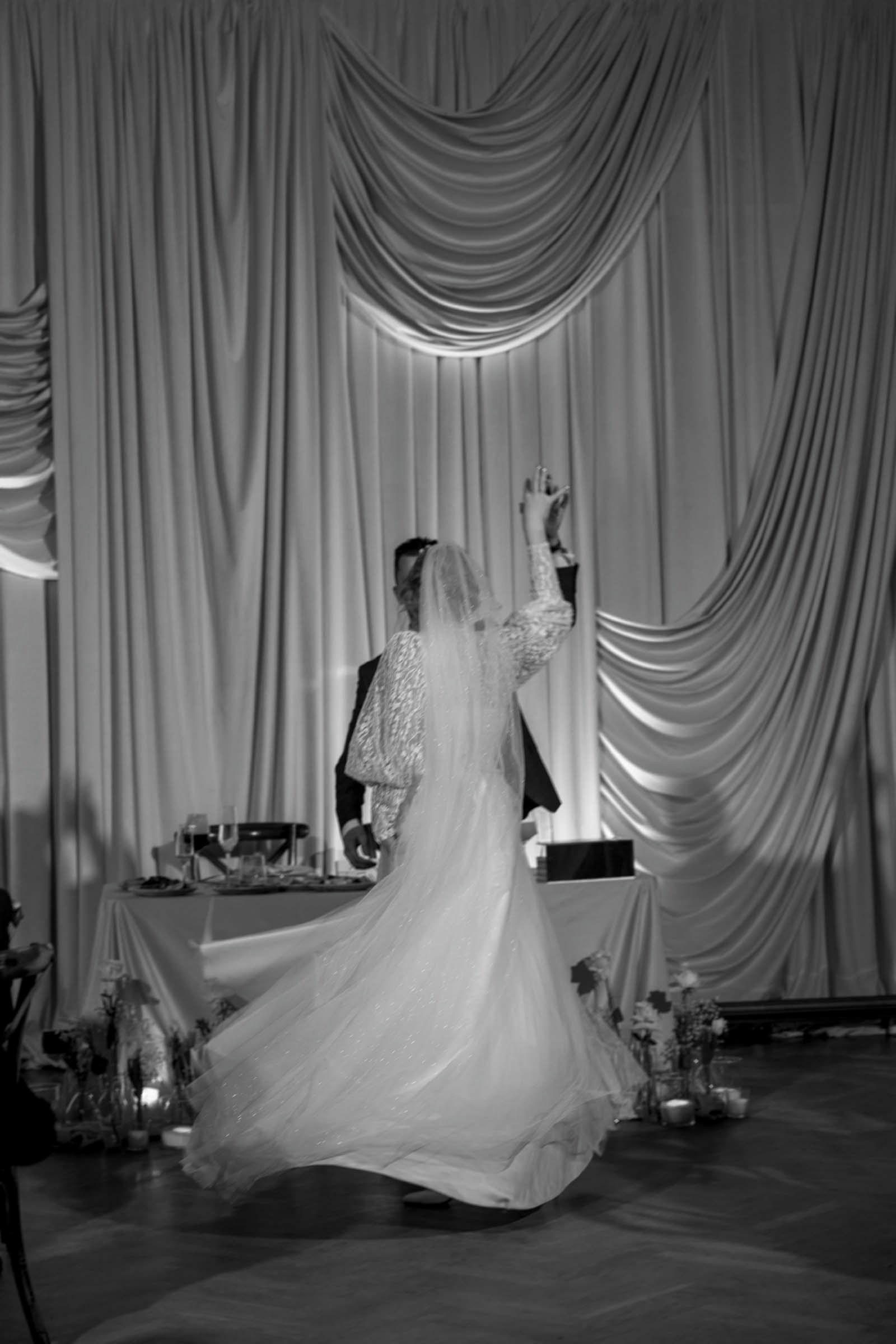 How to Plan an Intimate Wedding in Chicago