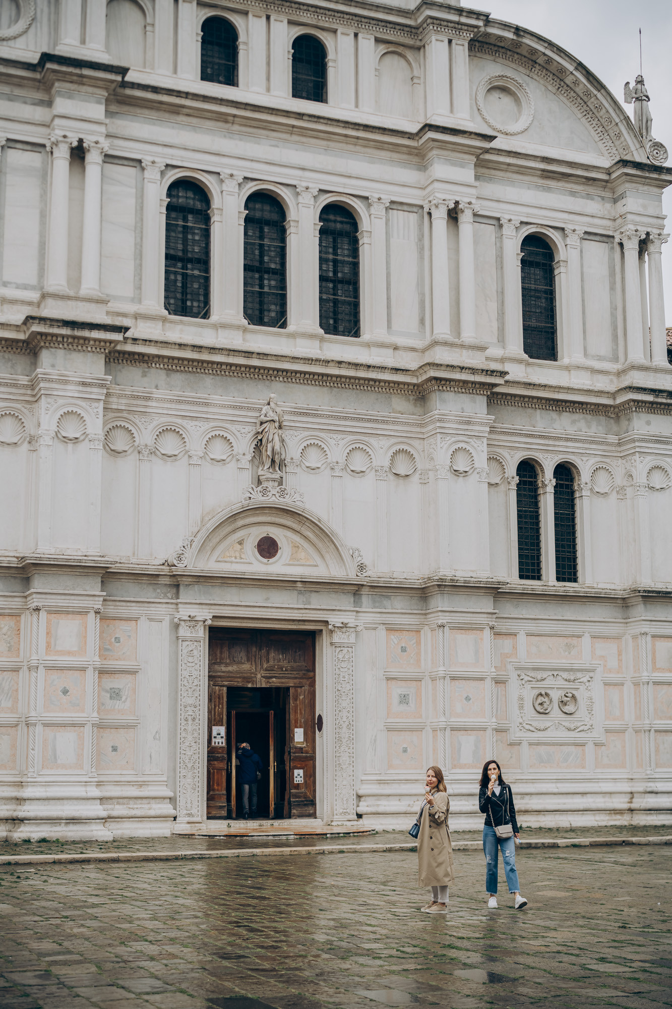 Trip of 2 best friends. Фотограф у Пальма де Майорка