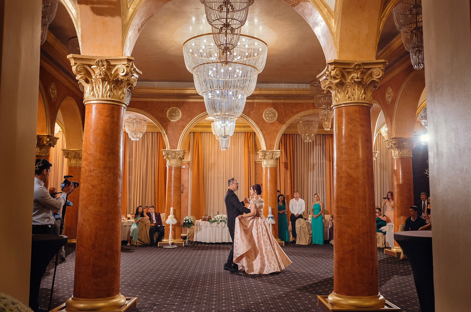 Laura & Daniel. Fotograf nunta Constanta