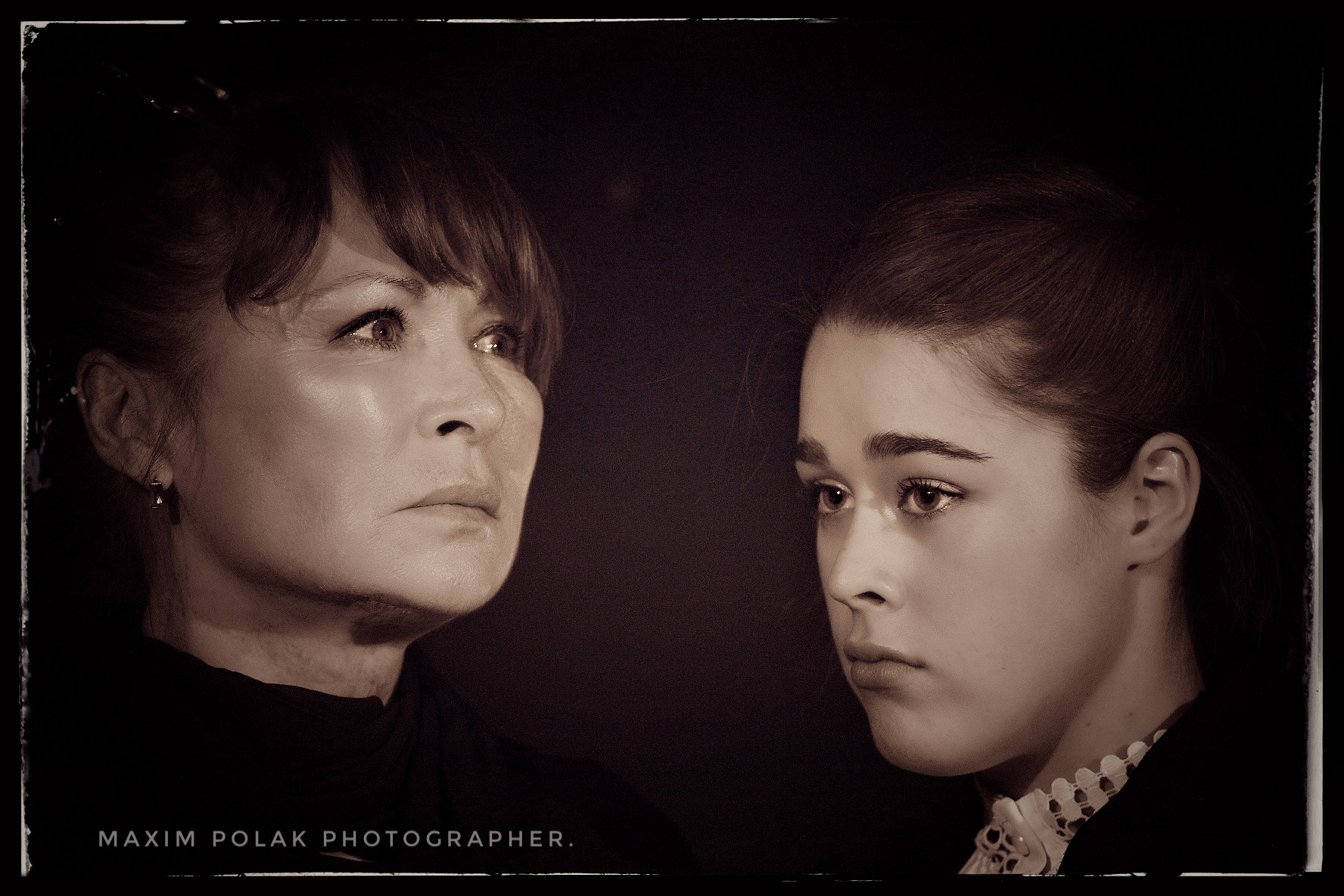 Theater’s Photo Projects. Middle East Photo Agency סוכנות צילום המזרח התיכון — צילום מקצועי והדפסת מגנטים לאירועים