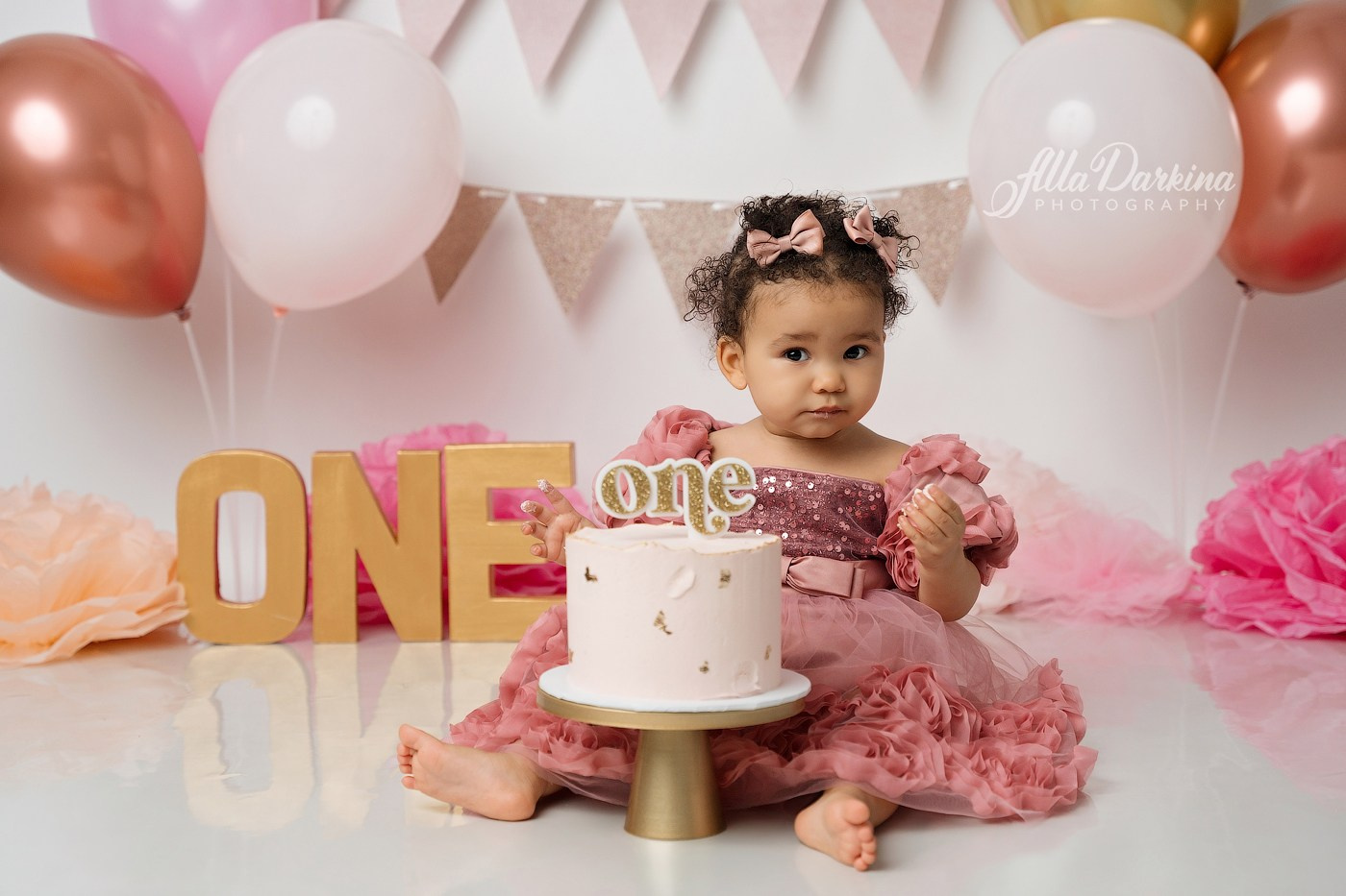 First year selebration. Newborn and family photographer. Hills District. Sydney