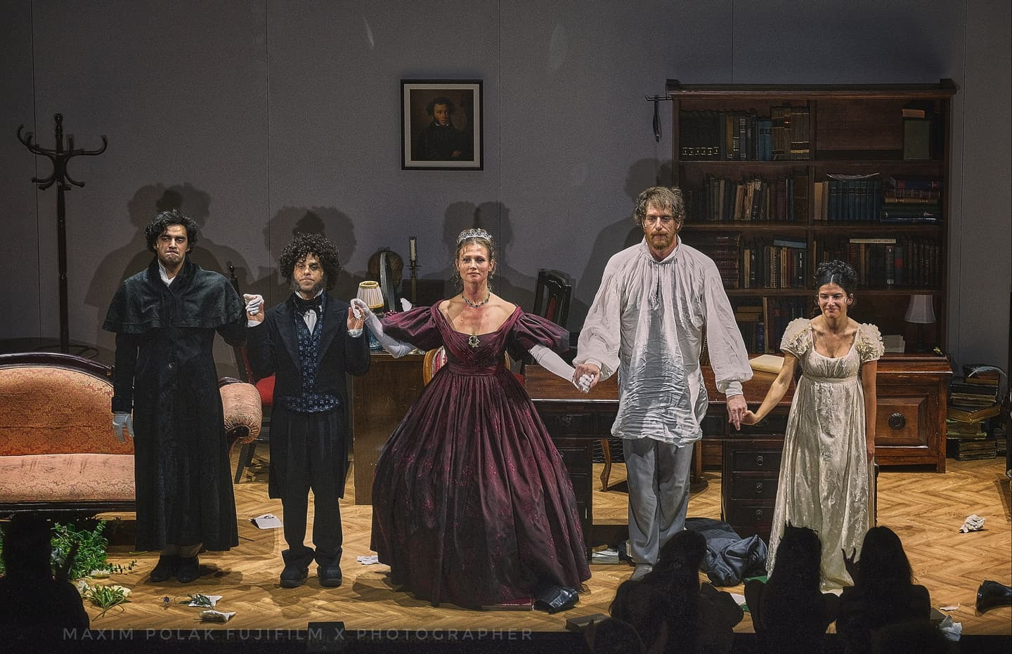 Theater Gesher. “Onegin. Comments”. Middle East Photo Agency — Weddings, Bar & Bat Mitzvahs, Brit Milah, Theater, Magnets, Portraits