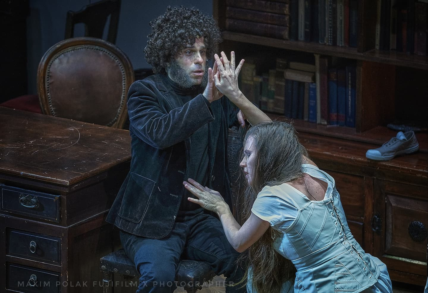 Theater Gesher Onegin. Middle East Photo Agency — Weddings, Bar & Bat Mitzvahs, Brit Milah, Theater, Magnets, Portraits