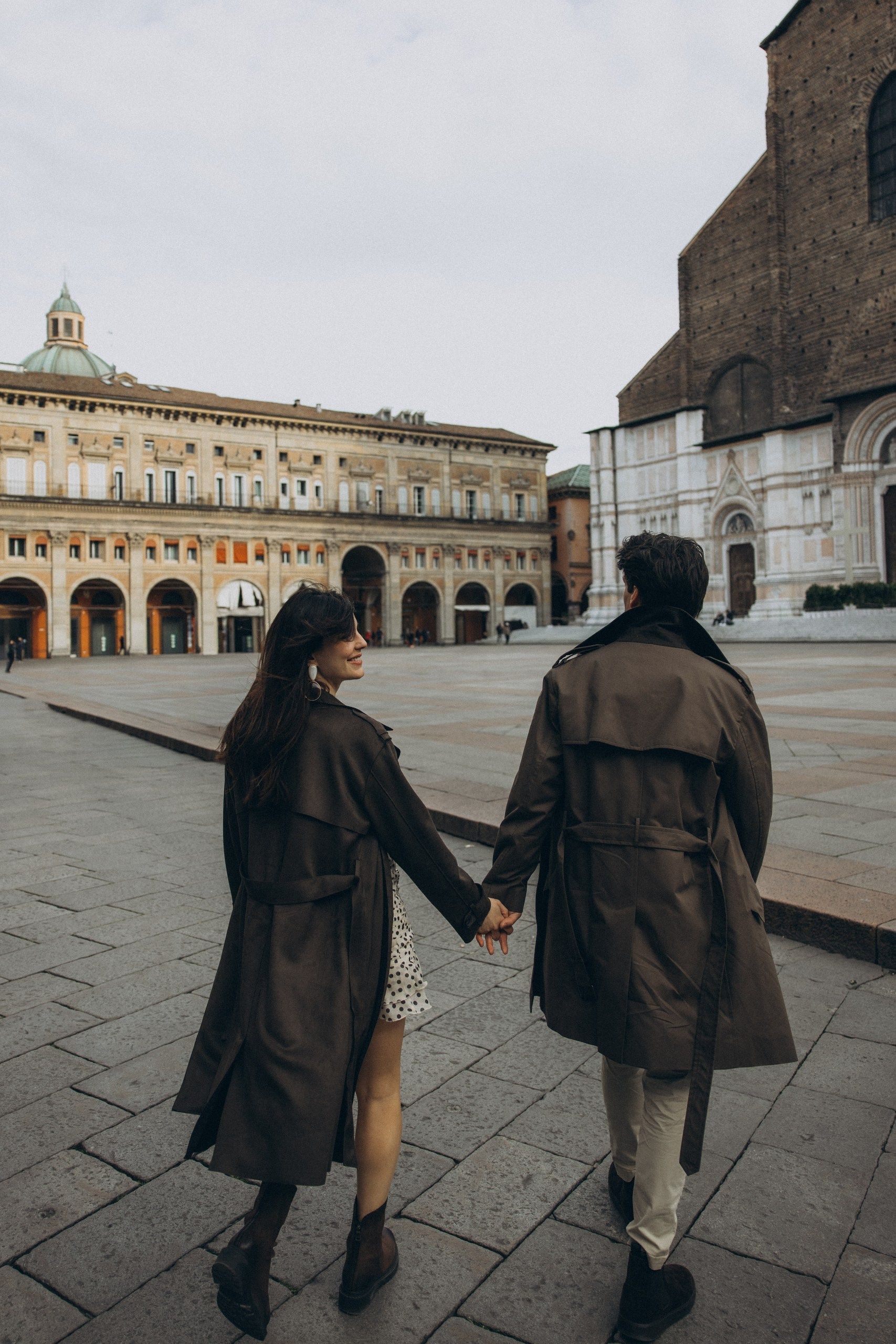 Cinematic Photowalk. Wedding, Elopement & Family Photographer