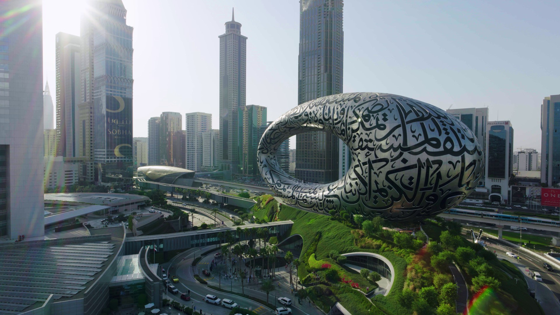 Social Media. Denys Gromov | Commercial Photographer & Videographer Dubai