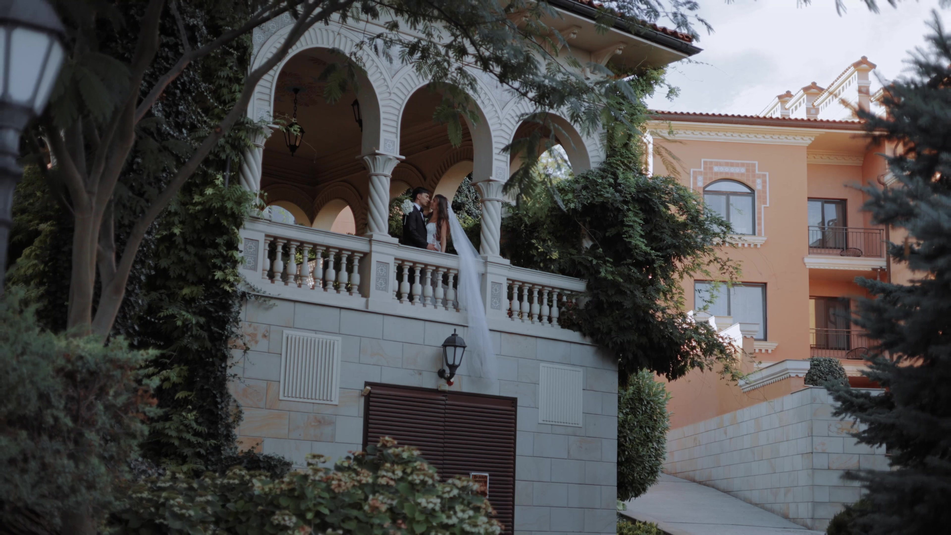 Весільний фільм, кліп, рілз, вінчання. Відеограф на весілля Одеса Київ Маковей Дарʼя свадебный видеограф