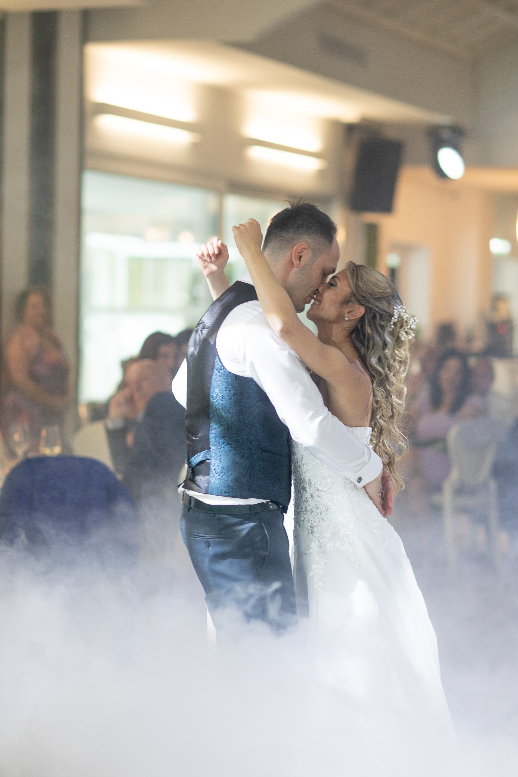 Si lo voglio. Fotografa di matrimonio a Milano e in Lombardia. Racconto matrimoni con uno stile naturale, elegante e senza pose forzate