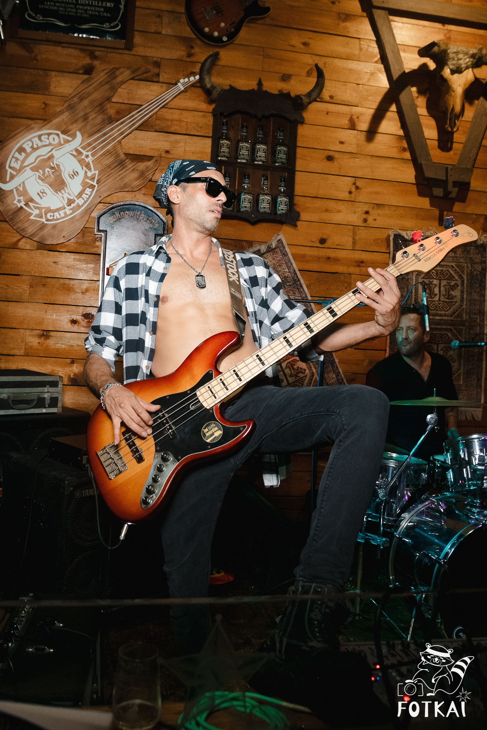 Stones of the Coast en El Paso Rock Bar Torrevieja: Reportaje fotográfico 20.09.25 | FOTKAI