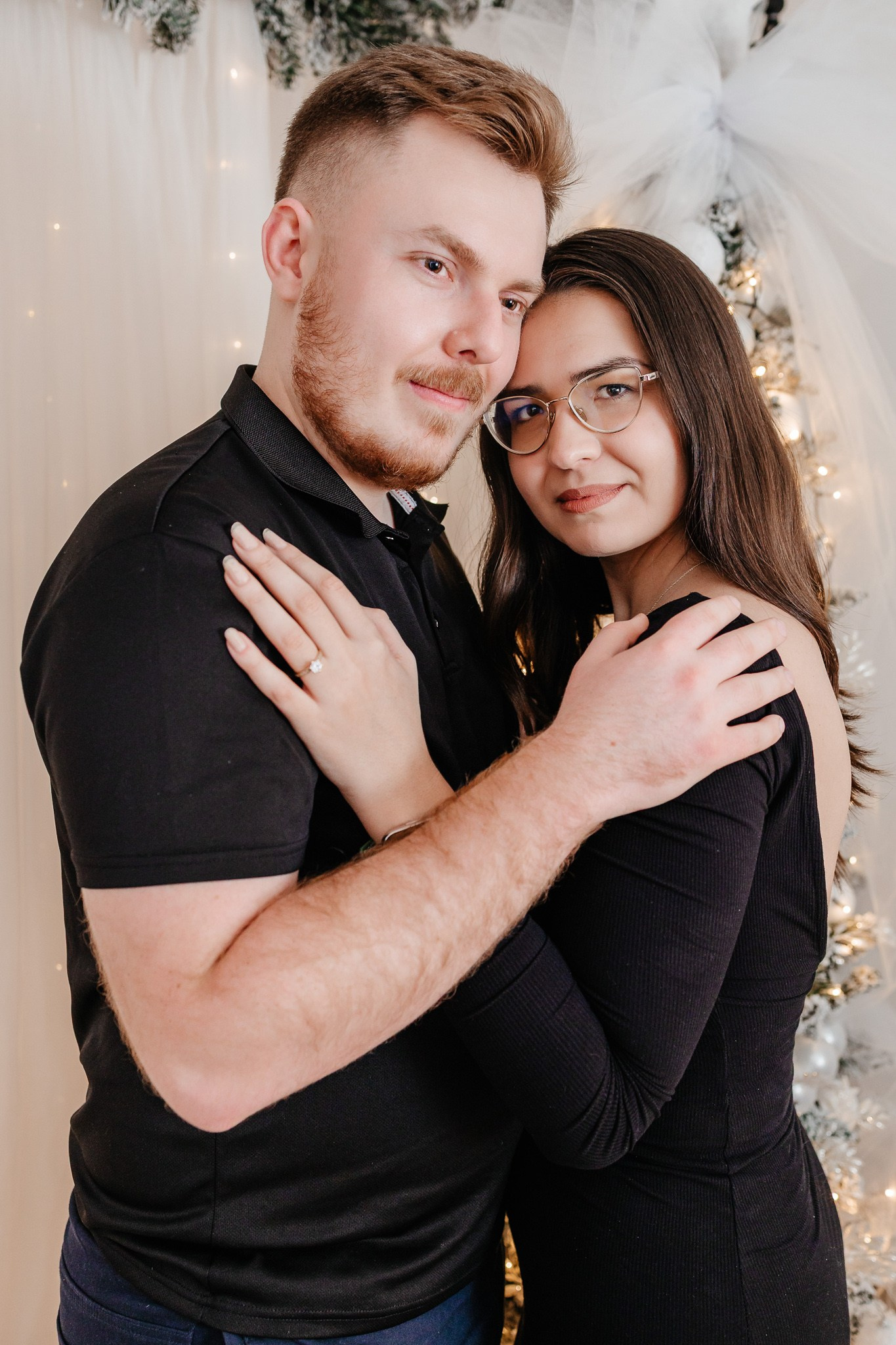 Ședințe Foto Crăciun 2025 Piatra Neamț | Fotografii de Sărbători | FotoACTIV. Fotograf Profesionist Piatra Neamț, Roman, Târgu Neamț, Bicaz, Neamț | Studio, Nuntă, Botez, Eveniment | FotoACTIV