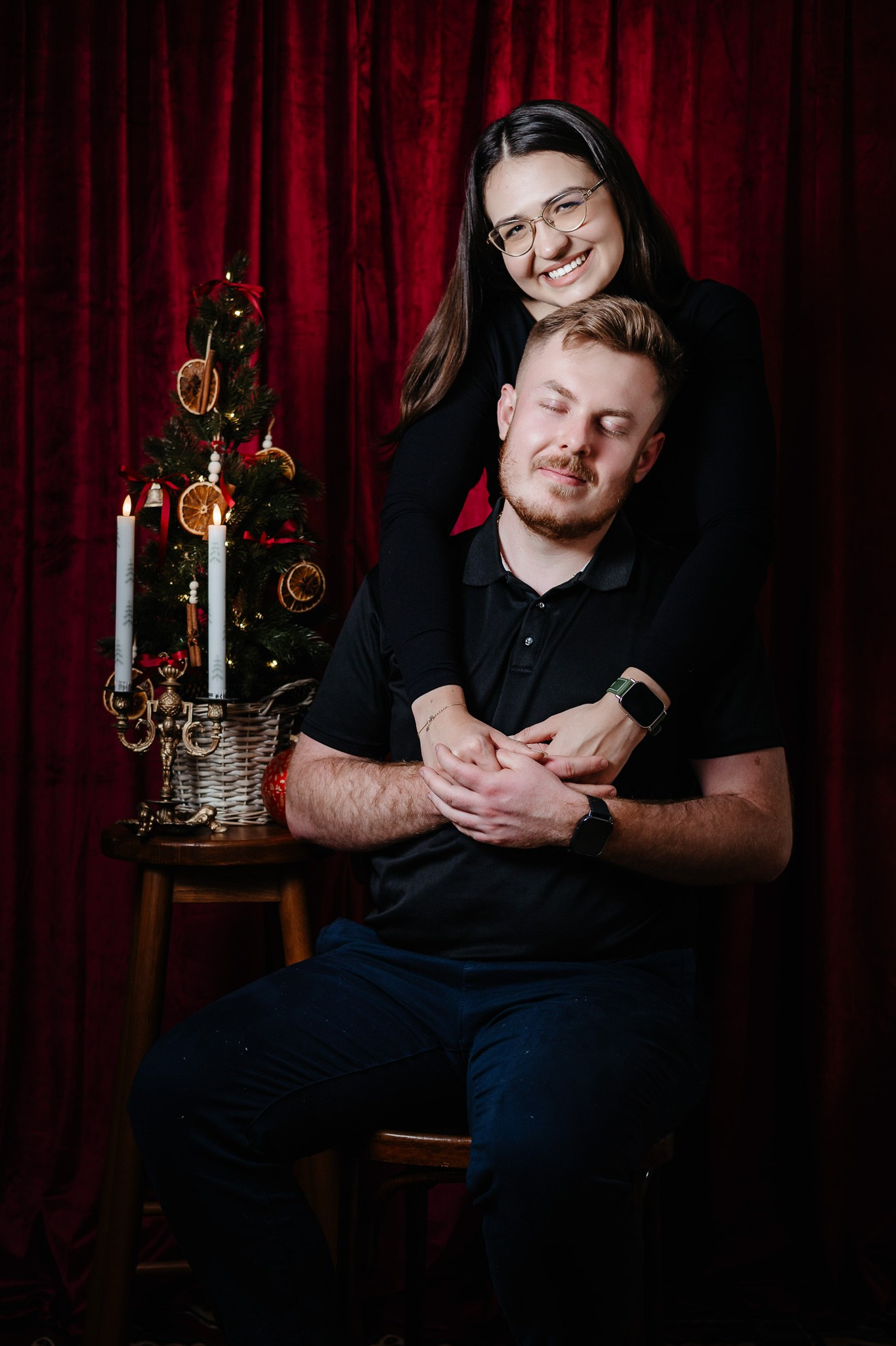 Ședințe Foto Crăciun 2025 Piatra Neamț | Fotografii de Sărbători | FotoACTIV. Fotograf Profesionist Piatra Neamț, Roman, Târgu Neamț, Bicaz, Neamț | Studio, Nuntă, Botez, Eveniment | FotoACTIV