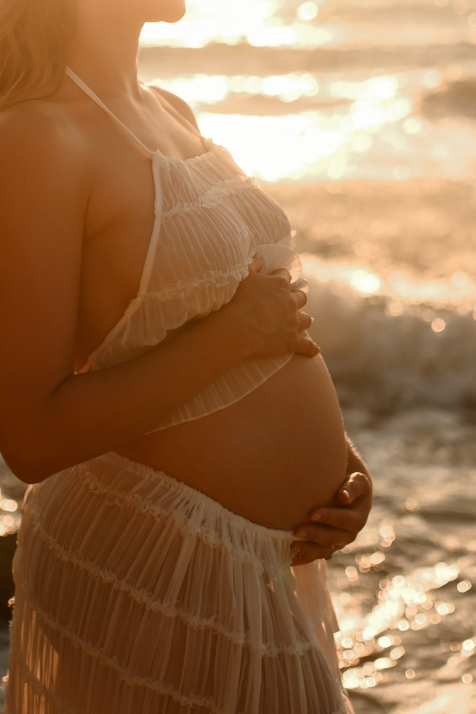 Φωτογράφιση για τα πρώτα γενέθλια με θέμα το κύκνο. Φωτογράφος νεογέννητων στη Ρόδο. Φωτογράφιση εγκυμοσύνης