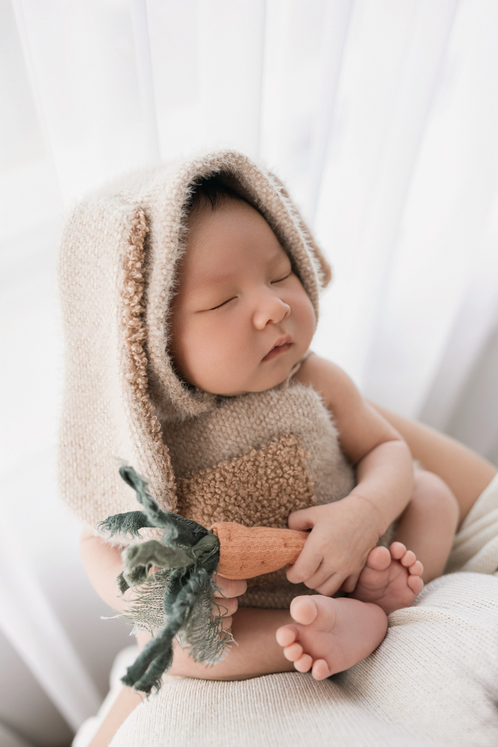 Newborn focení ve studiu — Písek, Strakonice, Tábor, České Budějovice | Oxana Telupilova. Rodinná, těhotenská, newborn a lifestyle fotografka v Písku Oxana Telupilova