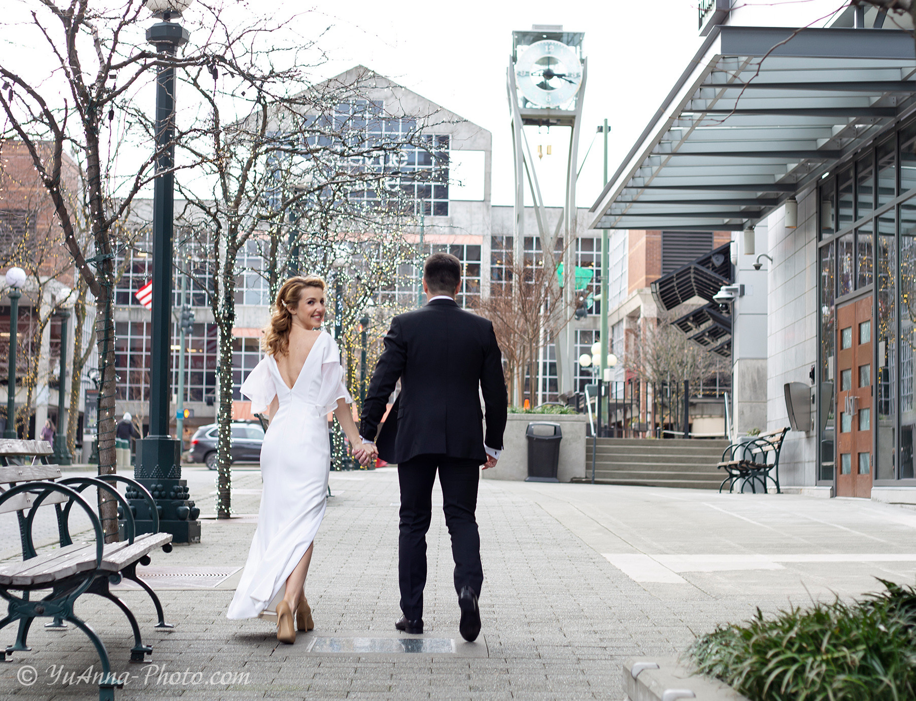 Anna’s autumn photoshoot 2020. YuAnna studio. Family & Kids Photographer in Seattle area, located in