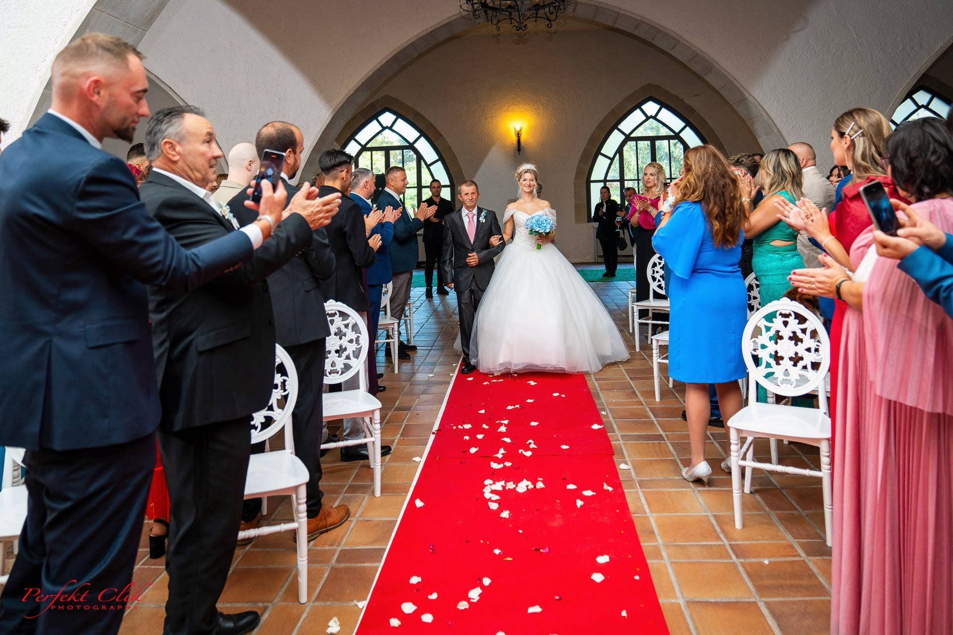 Servicios. Fotografia y video profesional en toda España. Mi nombre es Catalin, y tu historia es mi inspiración