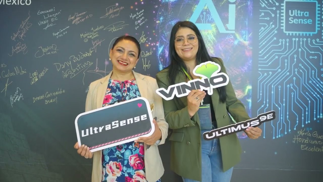 Corporate Event Photographer in Mexico — Conferences and Retreats. Victoria Liskova. Photographer in Mexico