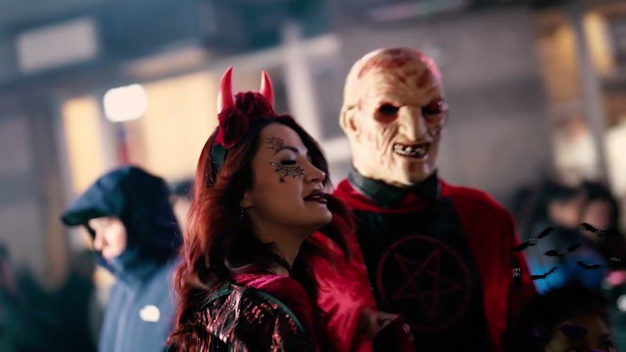 Halloween in New York City 2023 (Times Square). Emin Kuliyev — Award-Winning Wedding Photojournalist NYC & USA | Best Wedding Photographer Known for Candid, Timeless Moments