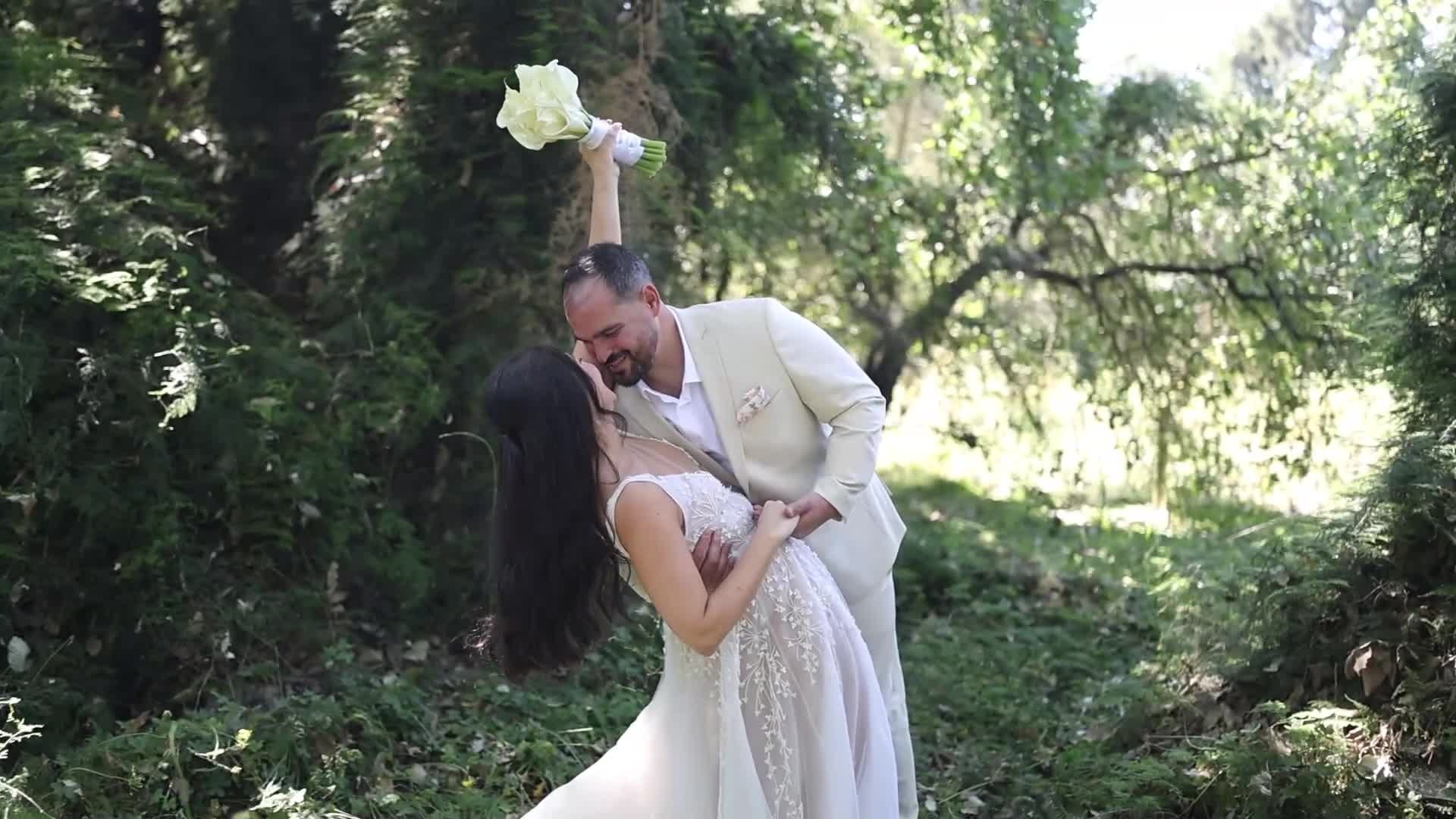Video. Noam Paradise Photographer