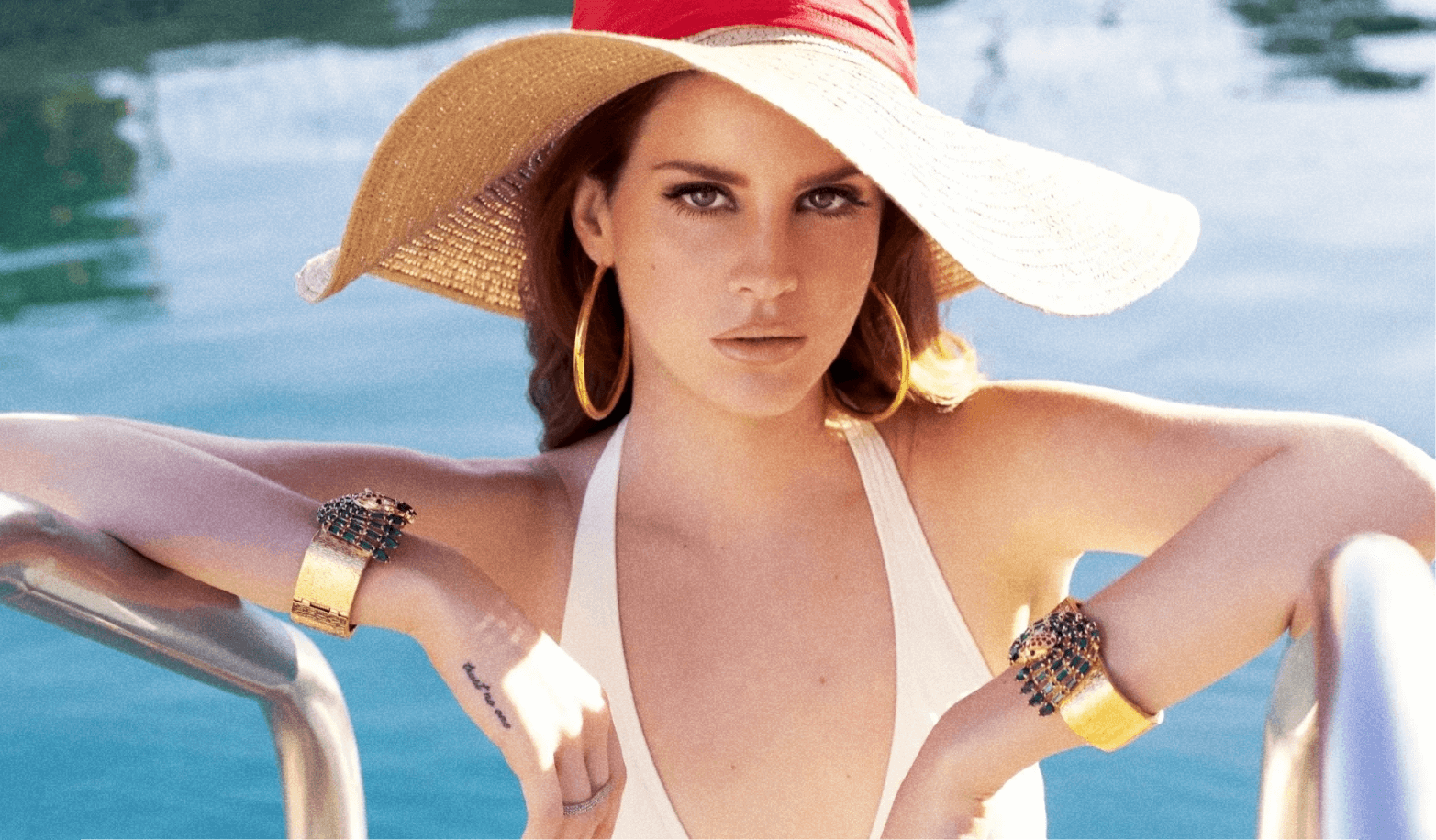 Lana Del Rey records theme song for new James Bond video game | FOTKAI