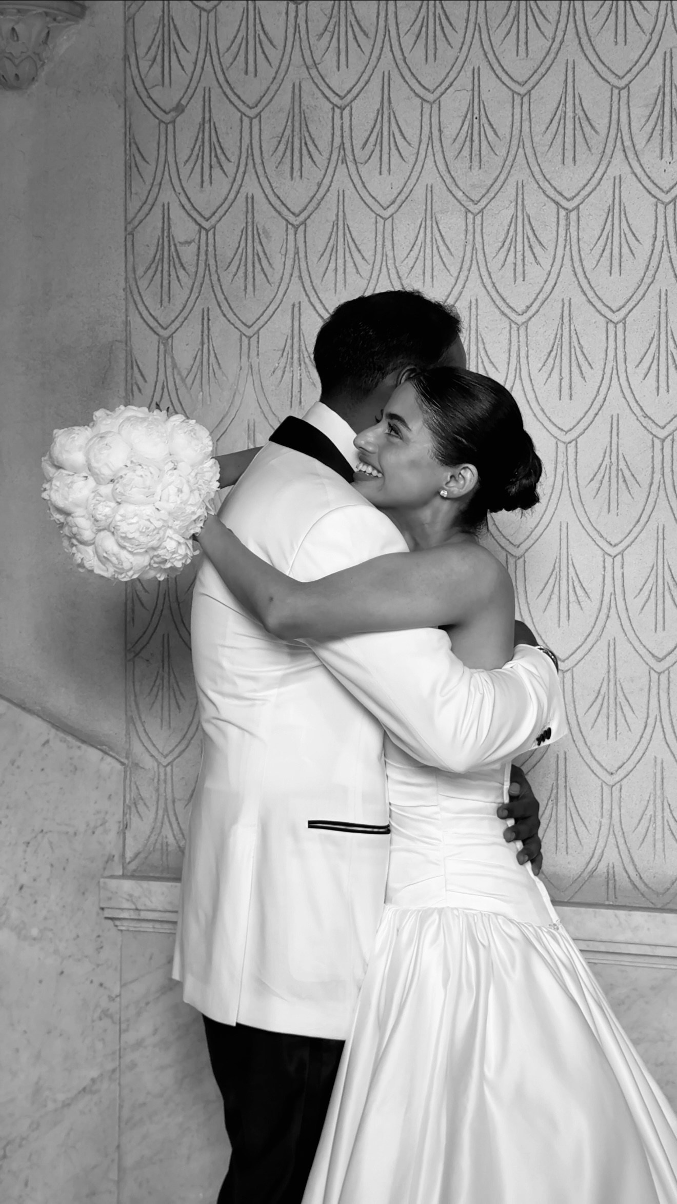 CONTENT CREATION. ALEX ZARIES, WEDDING VIDEOGRAPHER