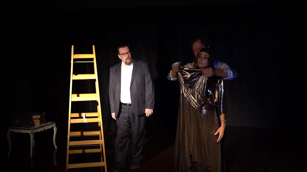 Съёмка видео в Стамбуле. Wedding, family and lifestyle photographer Anatoly. Photo sessions on rooftops with seagulls. Istanbul