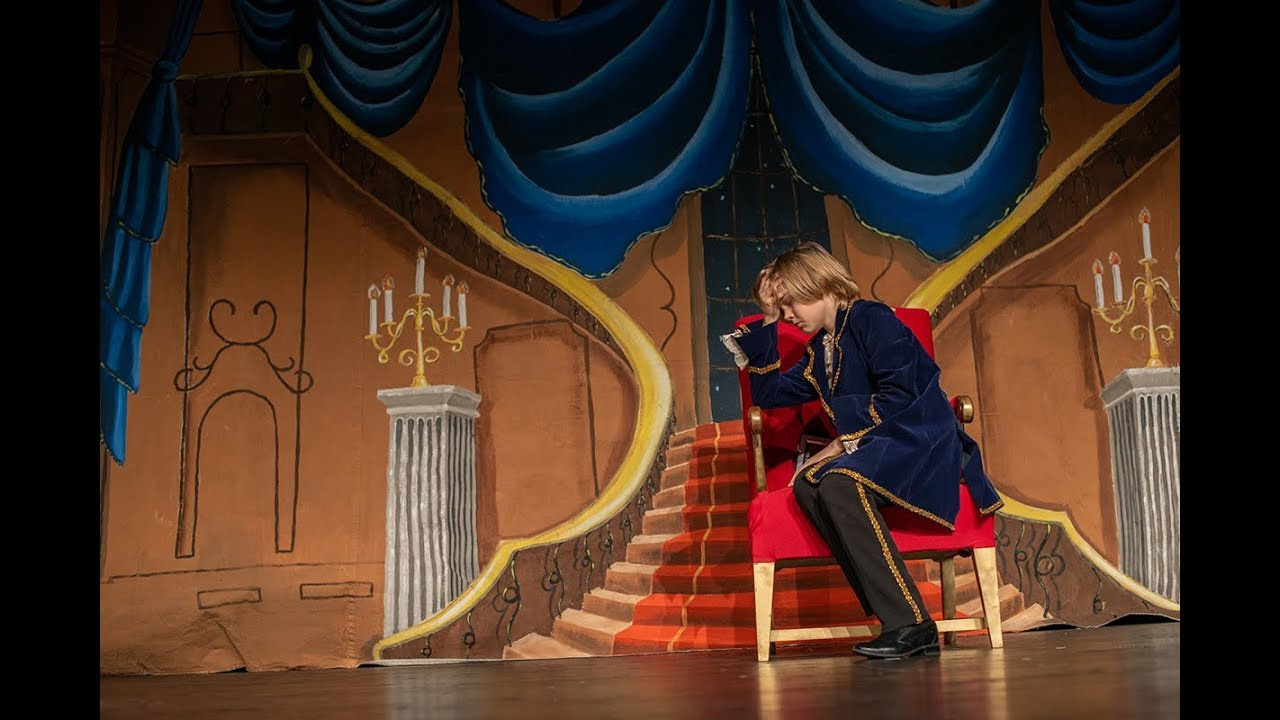 Съёмка видео в Стамбуле. Wedding, family and lifestyle photographer Anatoly. Photo sessions on rooftops with seagulls. Istanbul