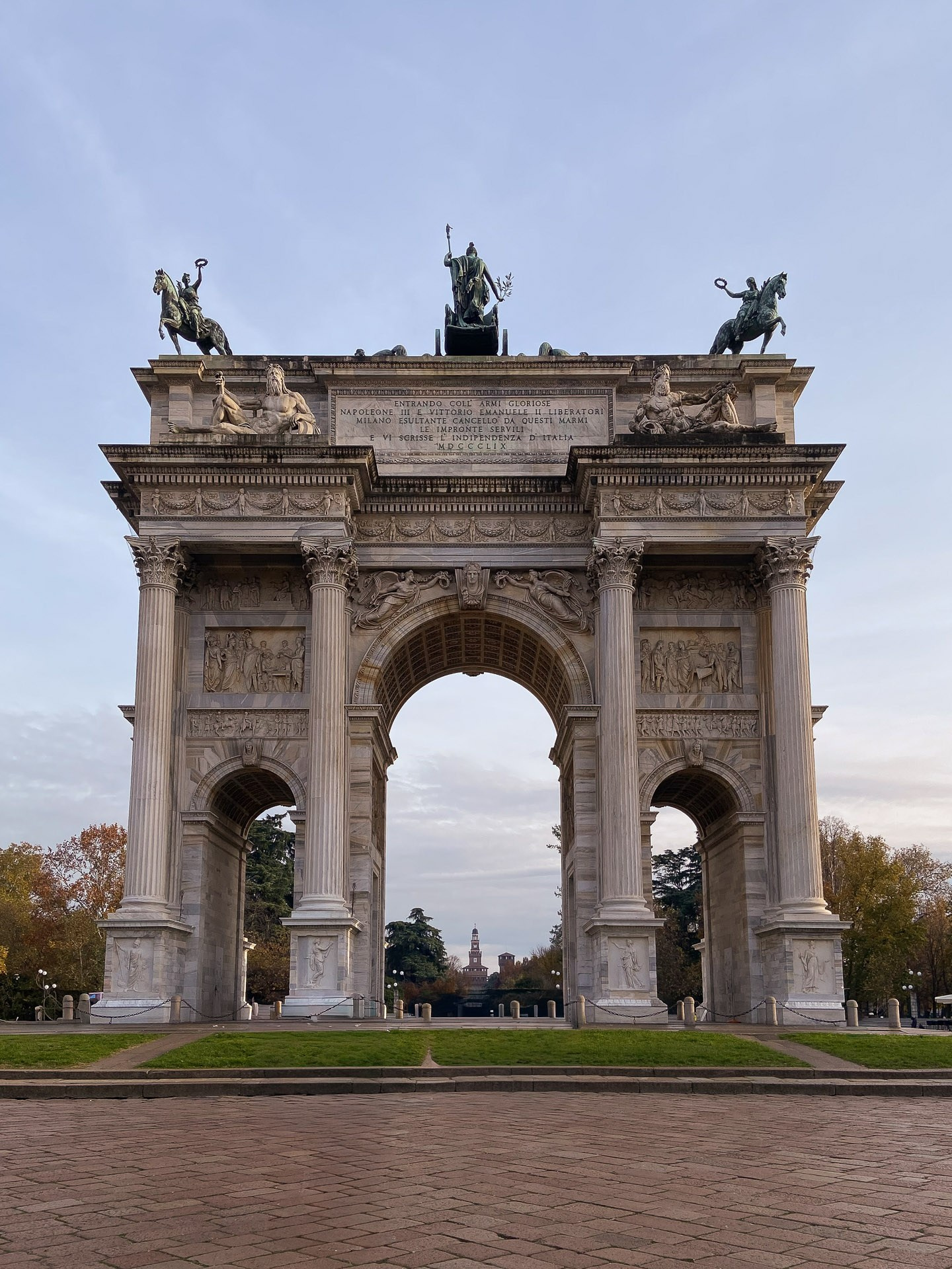 10 фотогеничных мест в Милане. Дмитрий Шматов — Fashion, коммерческий и портретный фотограф в Милане