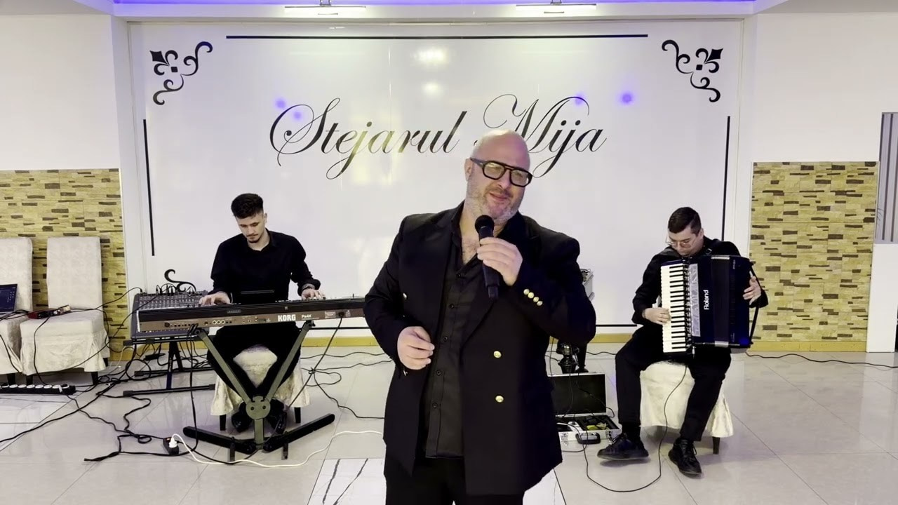 ASCULTĂ-NE!. Vocal Band