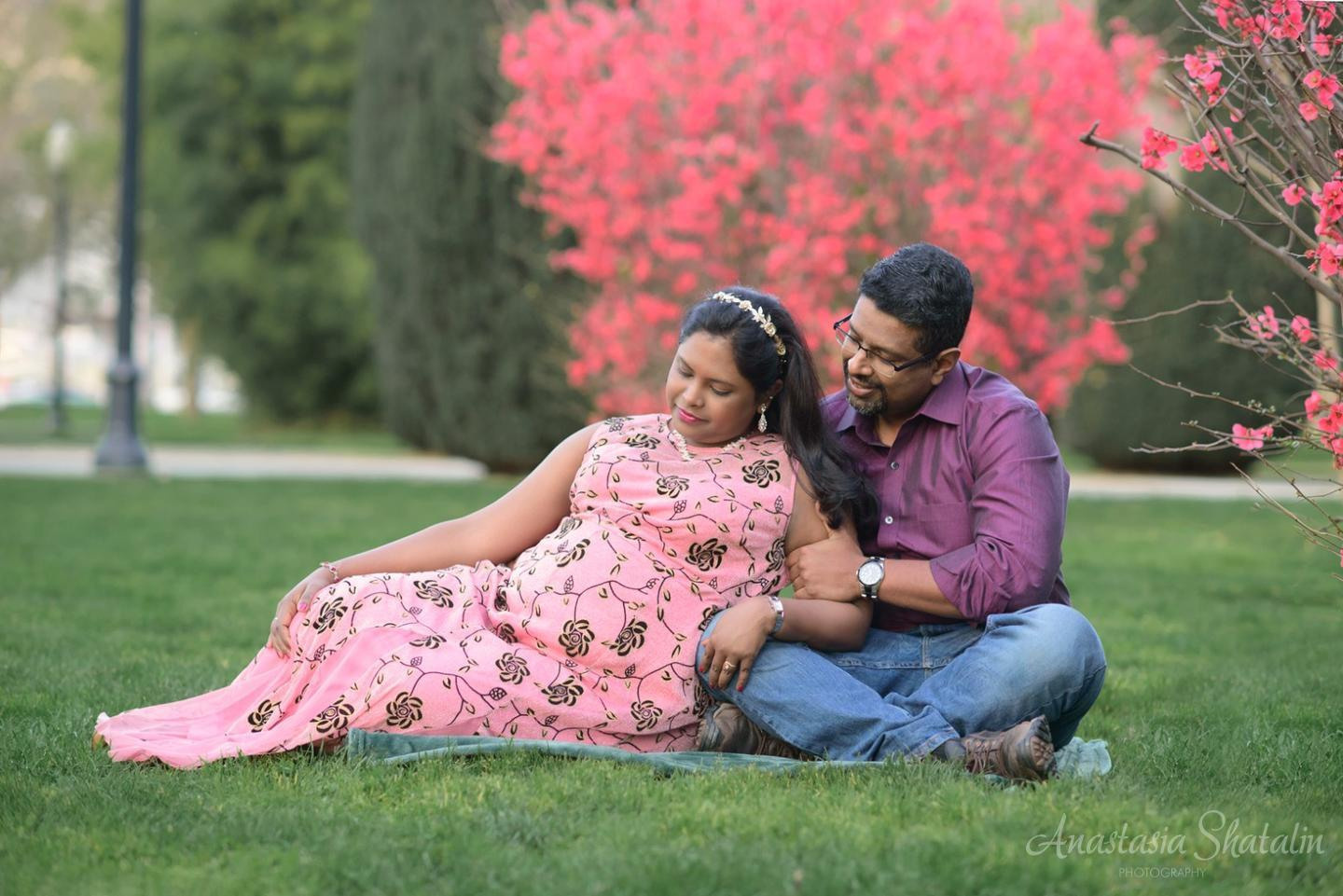 Maternity photographer Sacramento, Roseville, Rocklin, Folsom. Family photographer in Roseville, Rocklin, Folsom, Sacramento