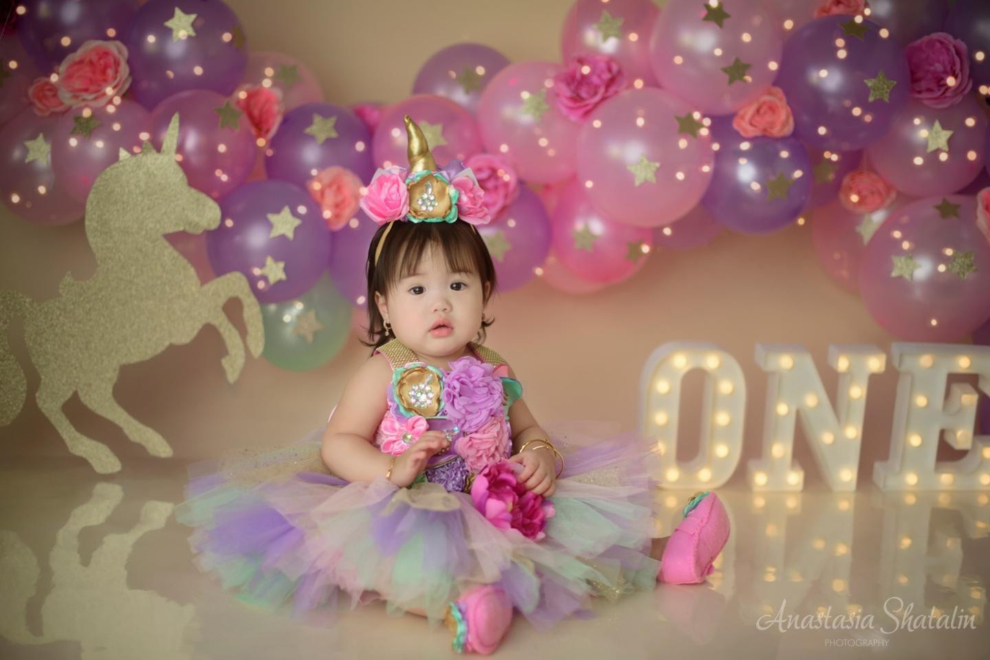Unicorn first birthday photography session Rocklin. Family photographer in Roseville, Rocklin, Folsom, Sacramento