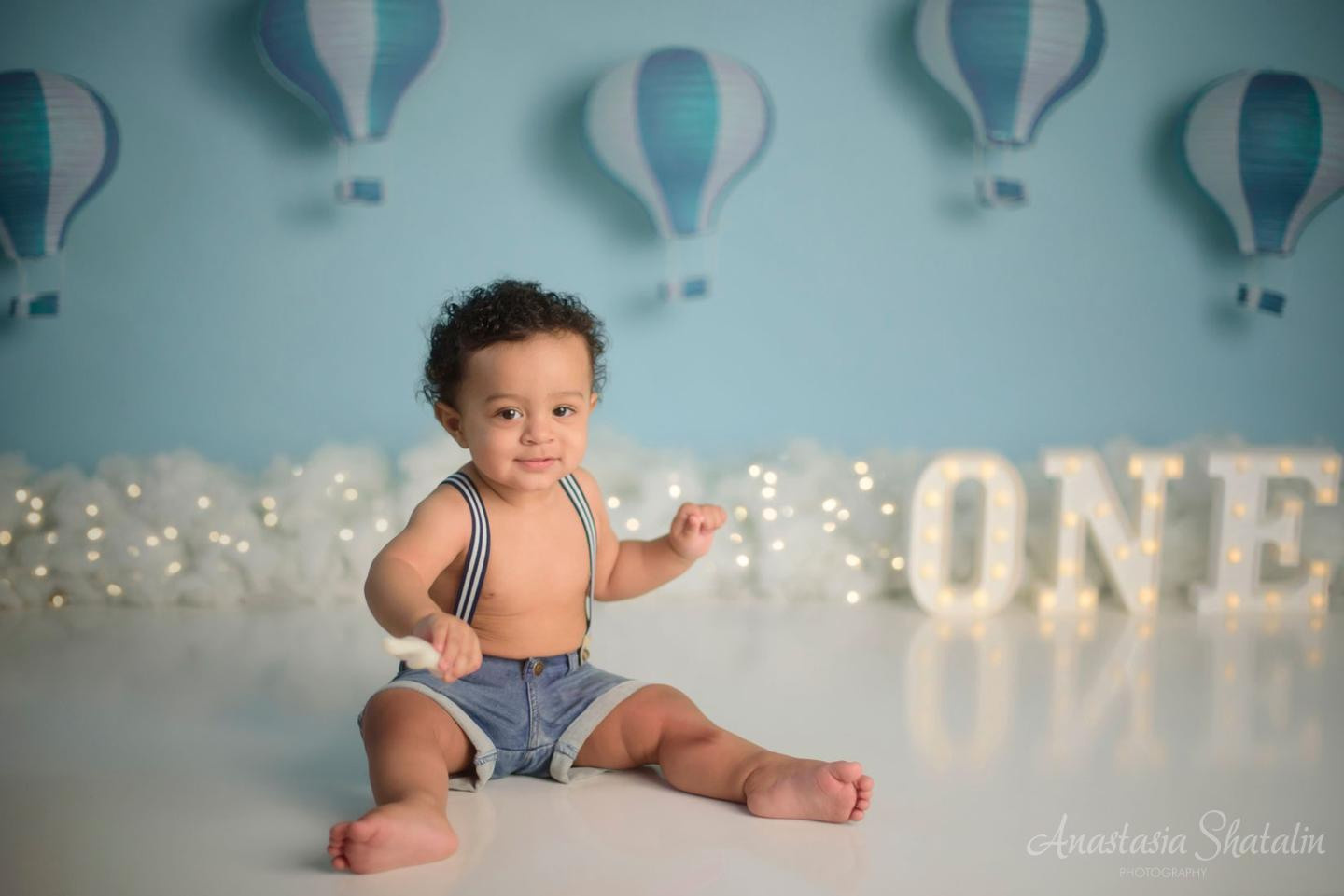 Cake smash photographer Rocklin. Family photographer in Roseville, Rocklin, Folsom, Sacramento