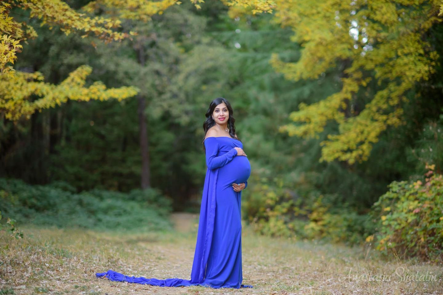 Fall pregnancy photos Rocklin, Roseville, Sacramento. Family photographer in Roseville, Rocklin, Folsom, Sacramento