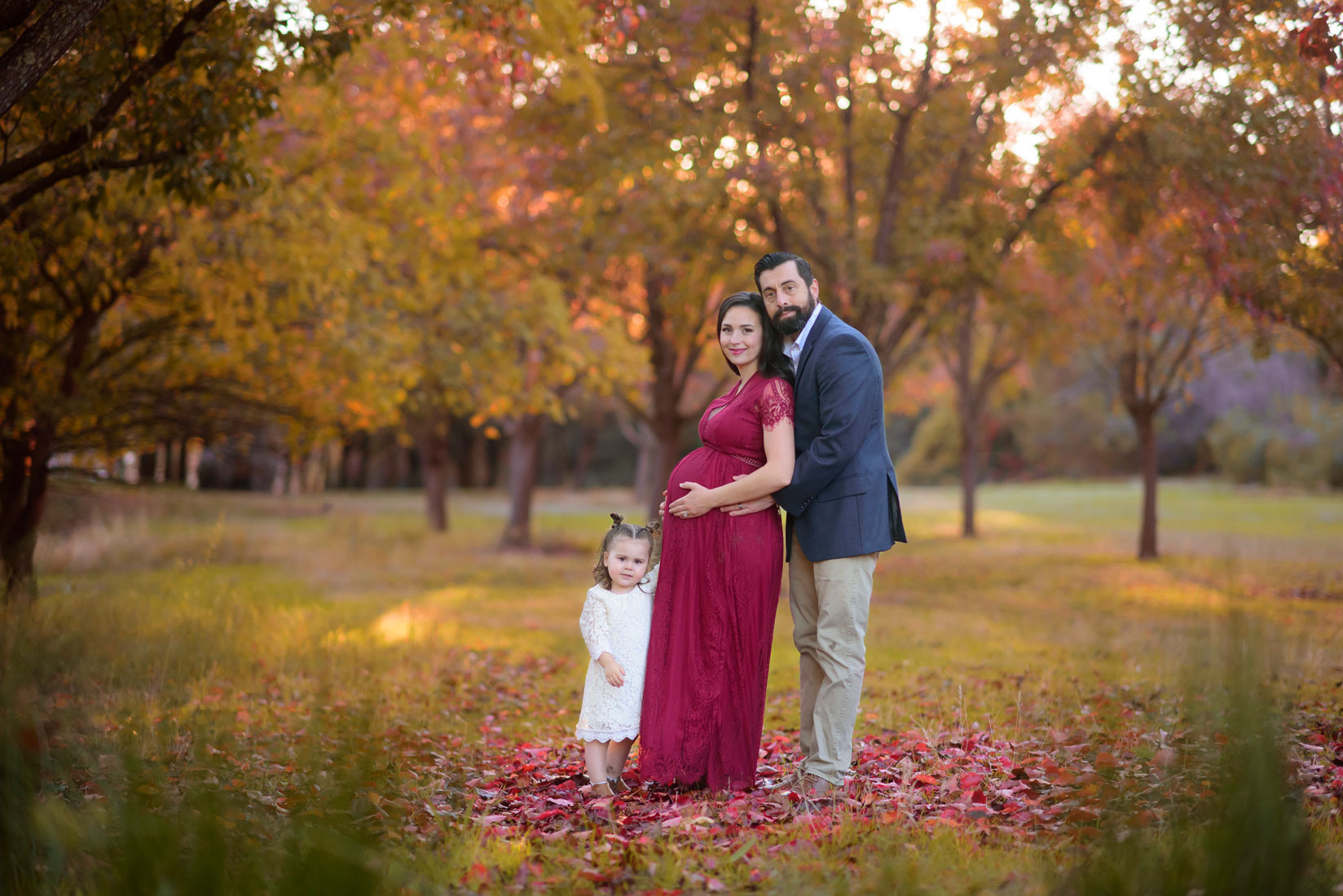 Fall maternity photography Roseville, CA. Family photographer in Roseville, Rocklin, Folsom, Sacramento