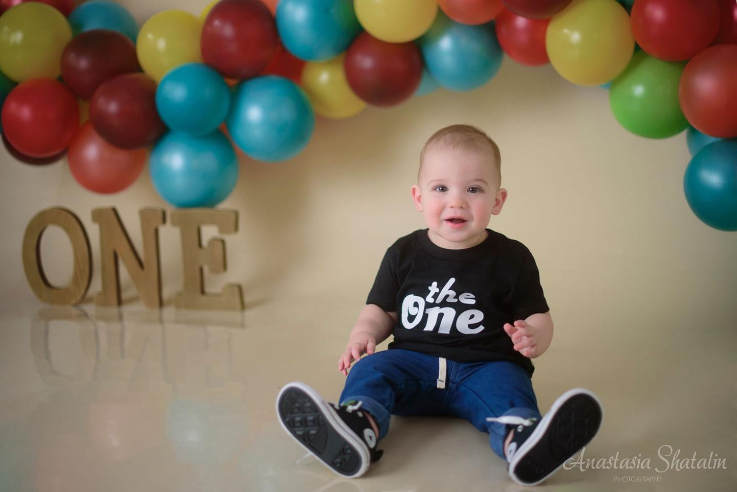 First birthday baby photos Roseville, Rocklin, Sacramento. Family photographer in Roseville, Rocklin, Folsom, Sacramento