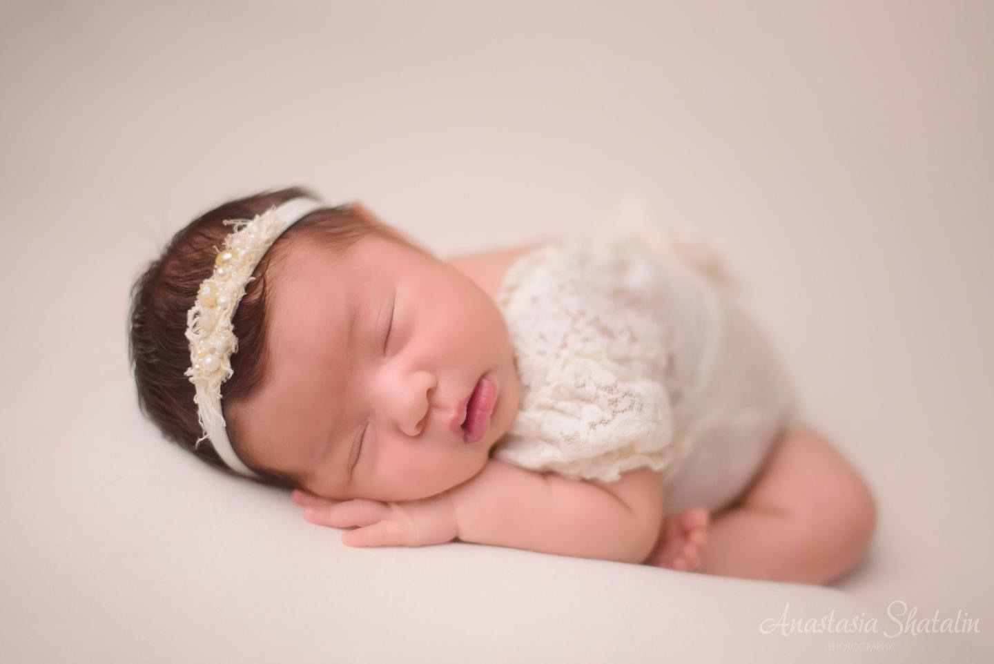 Yuba city newborn photographer. Family photographer in Roseville, Rocklin, Folsom, Sacramento